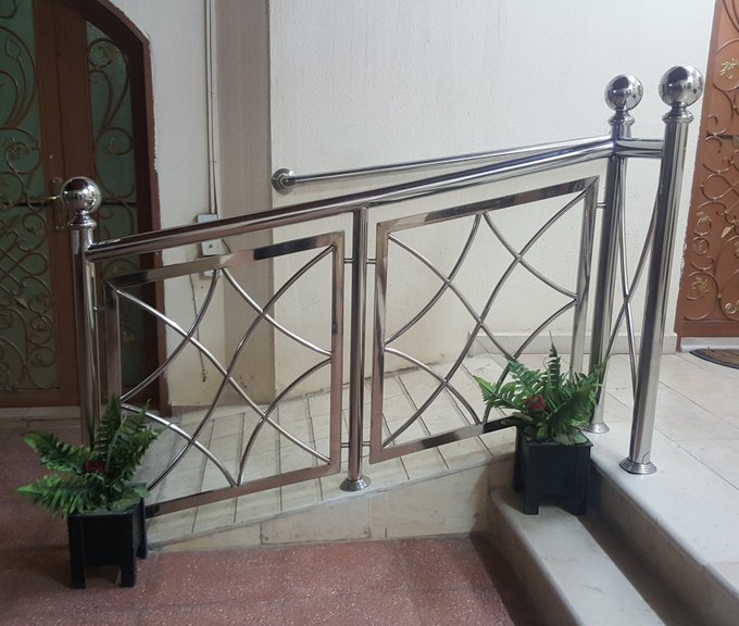 ورشة حدادة متنقلة  الرياض 0501551260 افضل ورشة حدادة الرياض  حداد مظلات الرياض ورشة حدادة متنقلة  الرياض 0501551260  ورشة حداده الرياض حداد في الرياض